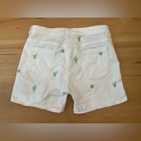 White Denim Shorts - Cactus Embroidery - Picture 3 of 9